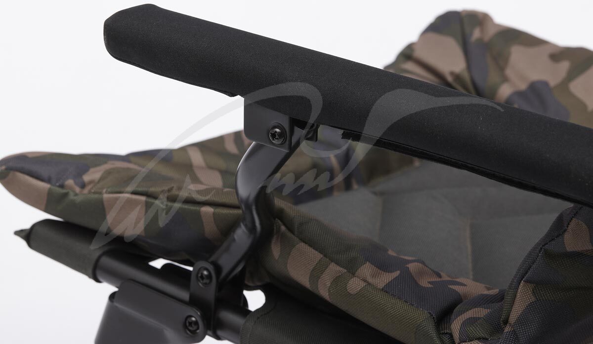 Кресло Prologic Avenger Comfort Camo Chair W/Armrests & Covers