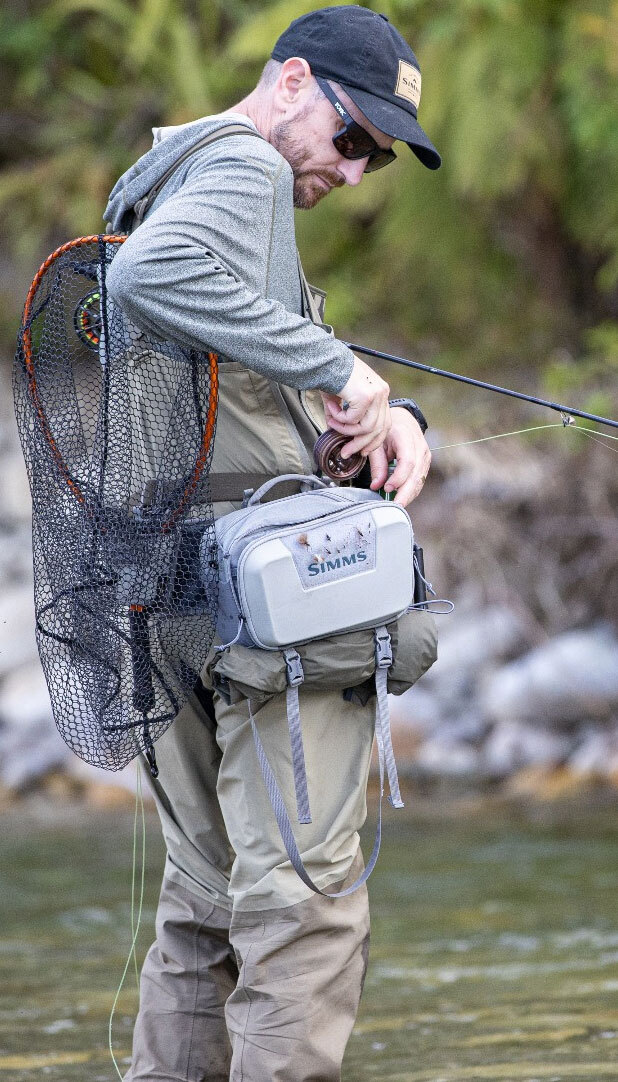 Сумка на пояс Simms Flyweight Large Pod ц:tan