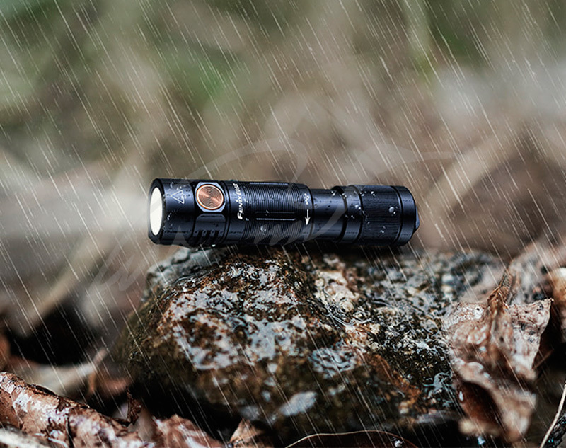 Фонарь Fenix E05R ц:black