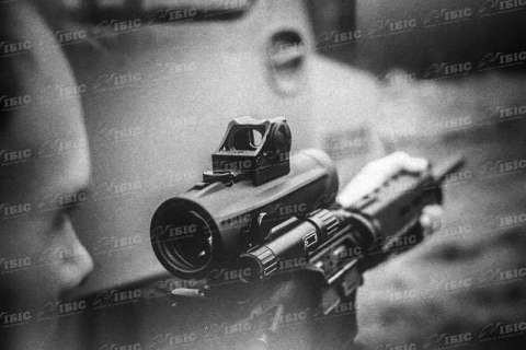 Прицел коллиматорный Shield CQS 2 MOA под планку Weaver/Picatinny