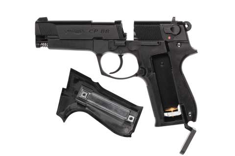 Пневматичний пістолет Umarex Walther CP88 кал.4,5мм