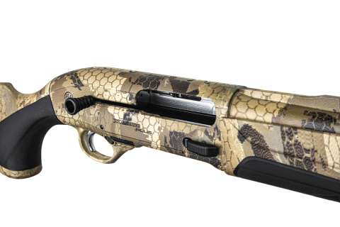 A400 Xtreme Plus Camo Optifade 12/89/76 KickOff, OCHP  Ружье охотничье Beretta