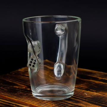 Чашка з кубиком