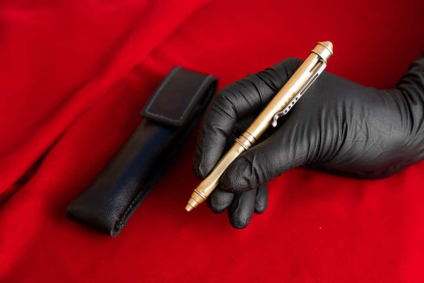 Колекційна модель Ручки-пістолета