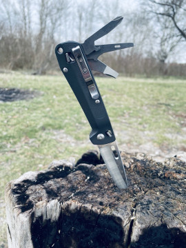 Ніж-мультитул Leatherman Free K2 Gray