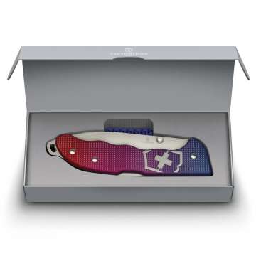 Нож Victorinox Evoke Alox, сине-красный