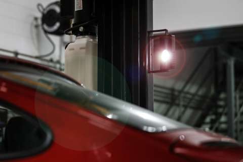 Ліхтар-прожектор LedLenser IF4R з функцією PowerBank, заряджається, 2500/1000/200